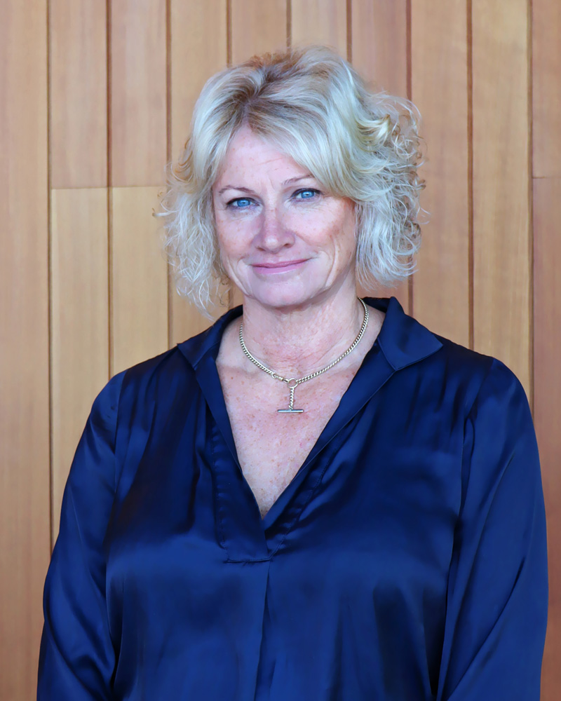 DEIDRE HAMMOND